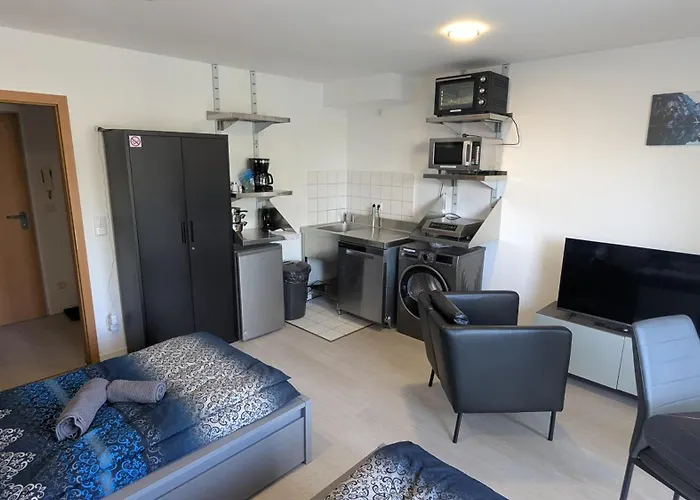 Apartmán Moderne Kleine Im Ex-studentenwohnheim In